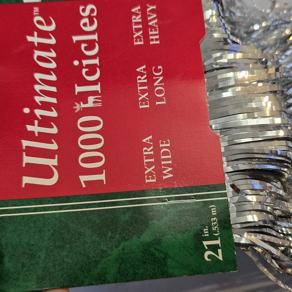 Vintage Santa's Best Christmas 1000 Icicles Silver Tinsel 21